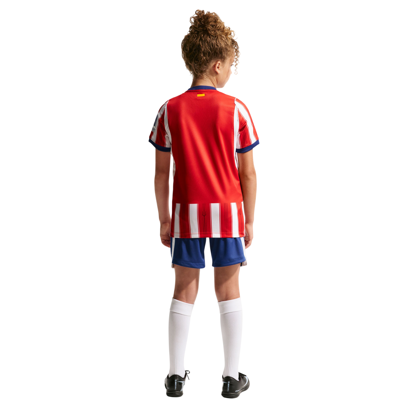 Atletico Madrid Home Jersey 2026/27 - Kids Kit - model photo