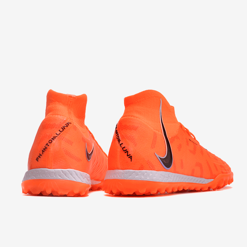 Football Boot Phantom Luna Pro Society