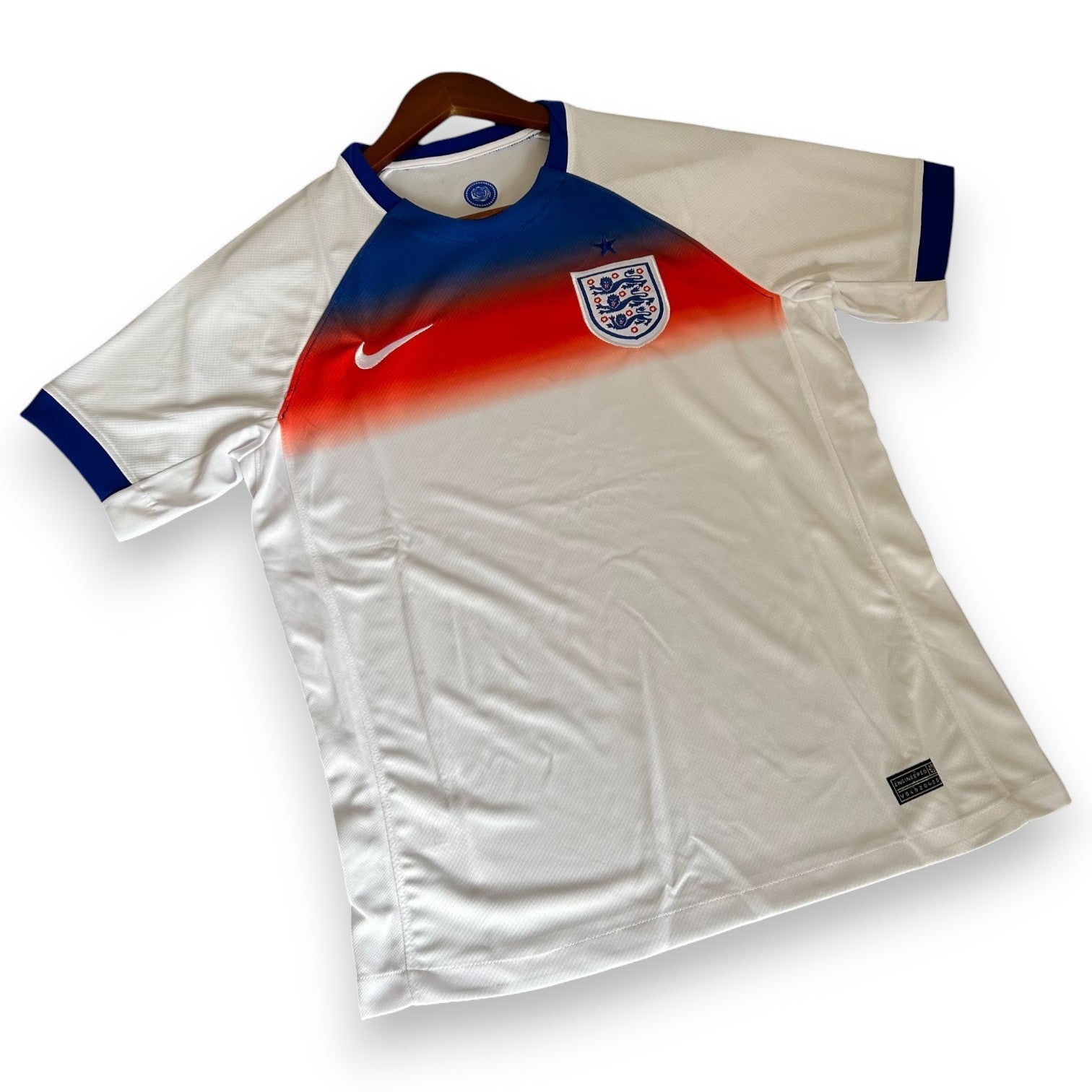 England Home NEW 26 Jersey 2025/20 - Fan - front view
