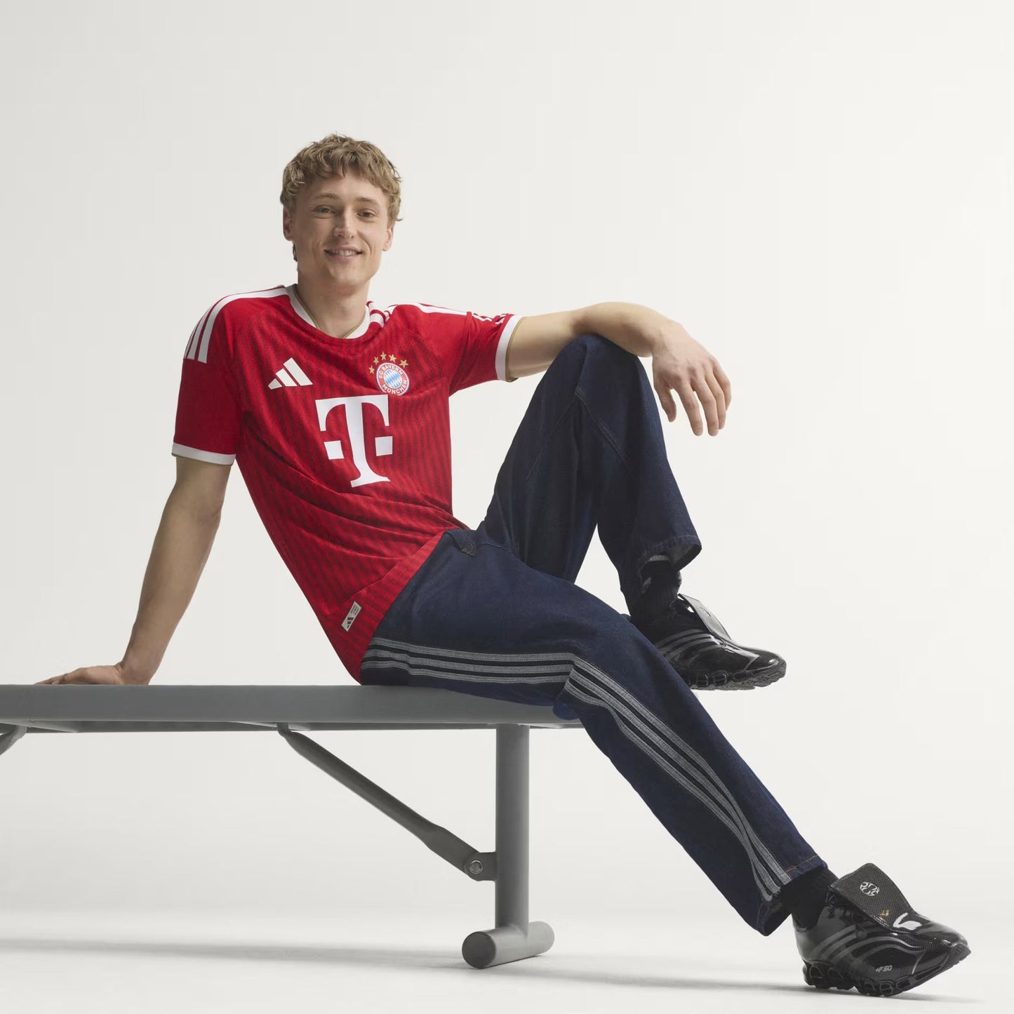 Bayern Munich Home Jersey 2026/27 - Player - photo 6