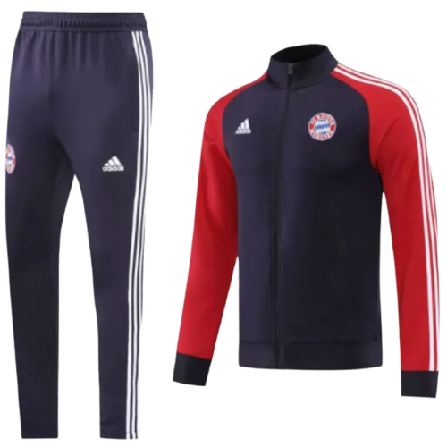 Bayern Munich Travel Man e Jacket - Fan - front view